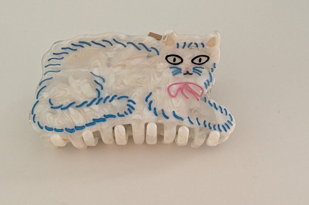 Natural Life Cat Hair Claw NEW!